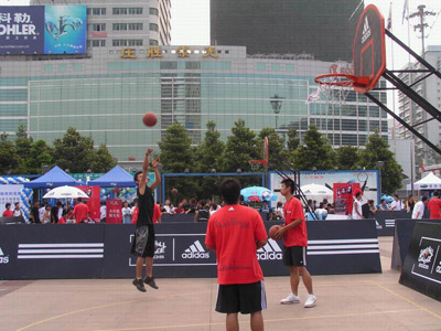 区小记者专栏--街球挑战赛B—sports必一武汉赛