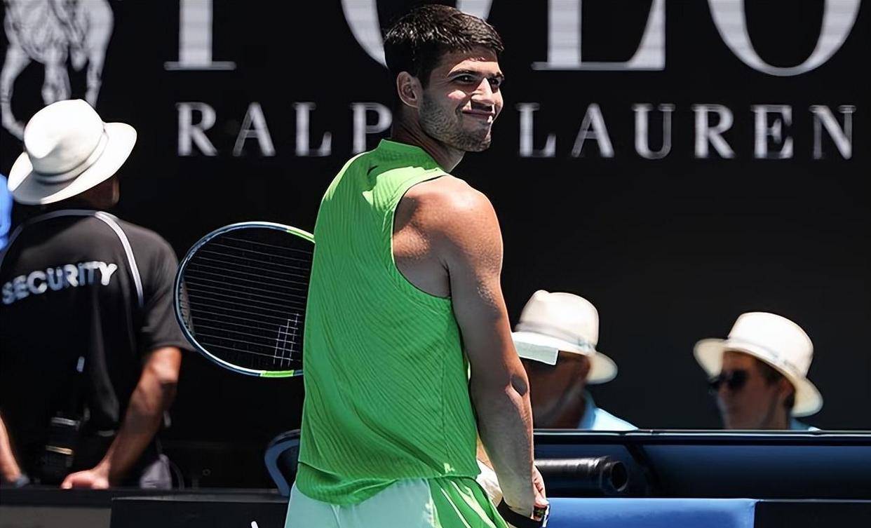 !戴停用装置引发澳网世界第一当场拆掉bsport体育阿尔卡拉斯赛场被抓包(图3) !戴停用装置引发澳网世界第一当场拆掉bsport体育阿尔卡拉斯赛场被抓包(图3)